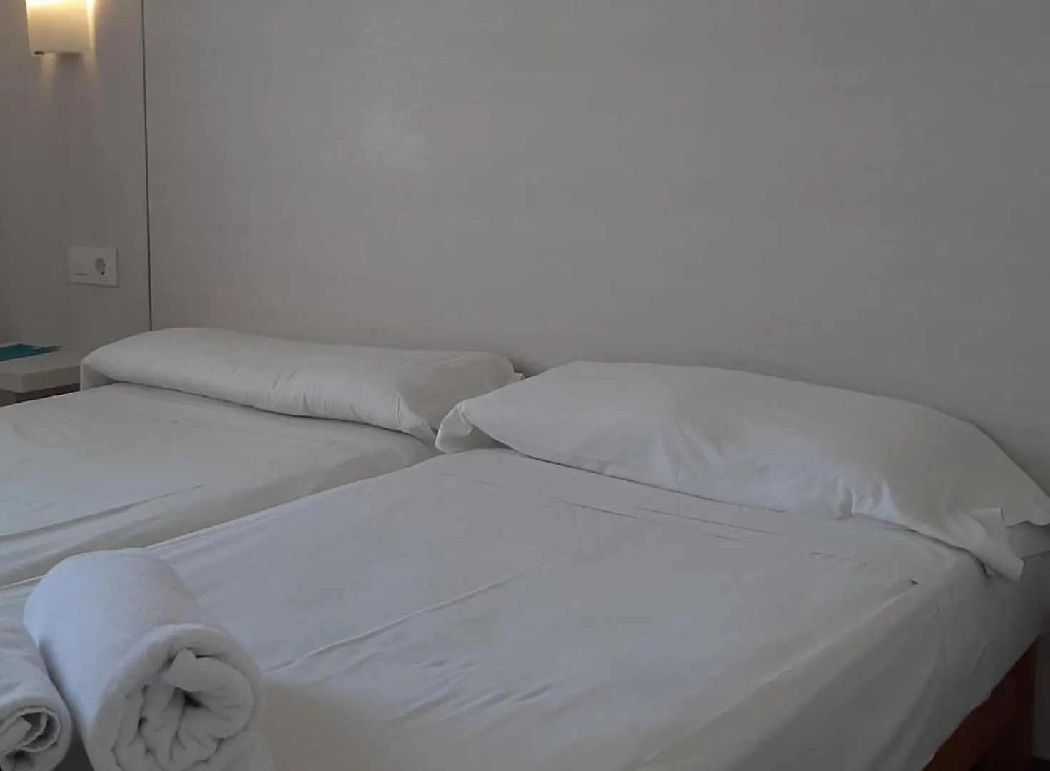 Aparthotel Flora Park & Aquarock Cala'N Bosch